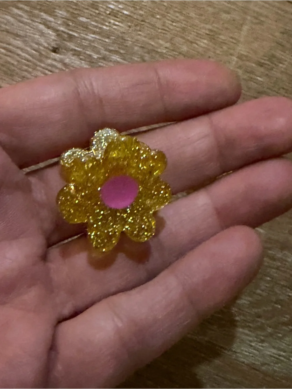 Vintage Kids Glitter Flower Hair Clips - Gold with Pink Centers